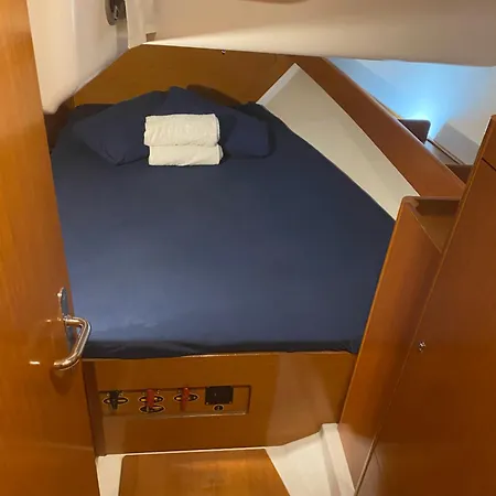 Hotel na wodzie Nautical Nomads Çeşme